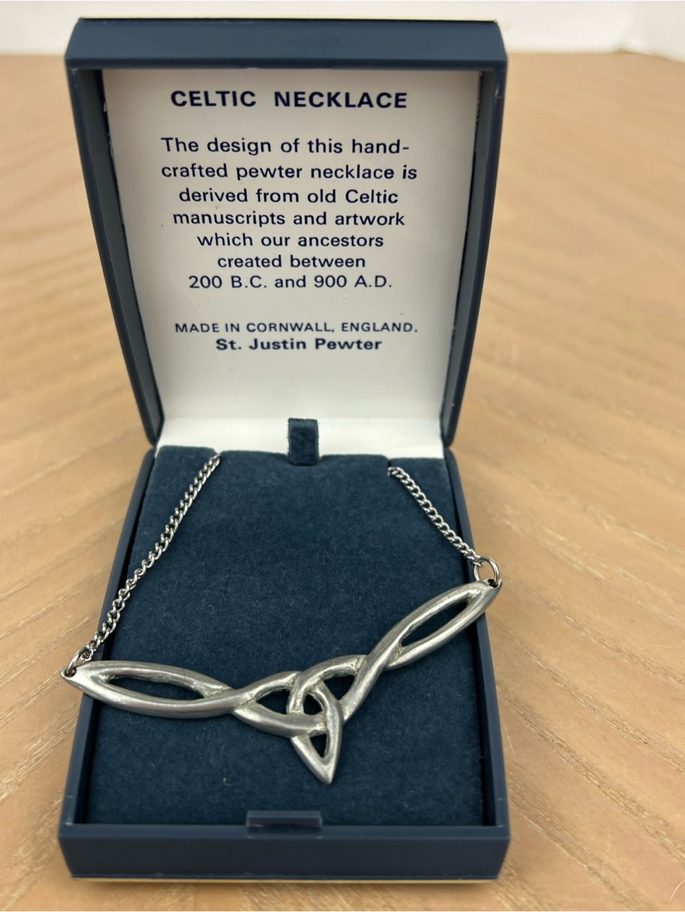Celtic Knot Necklace in Silver Pewter